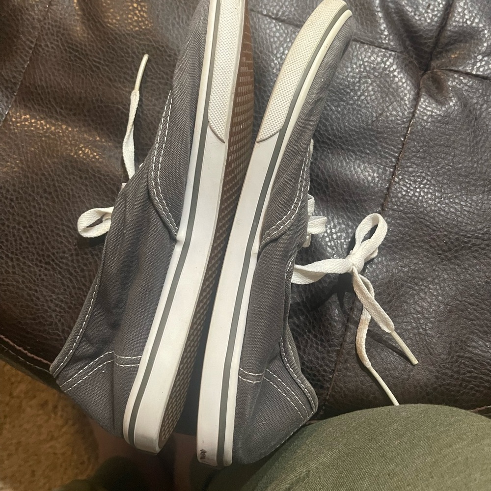 Grey vans - Picture 3 of 6